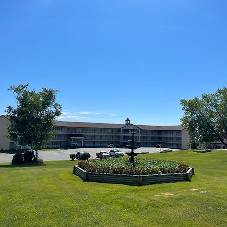 Quality Inn Lakefront Saint Ignace Exteriér fotografie