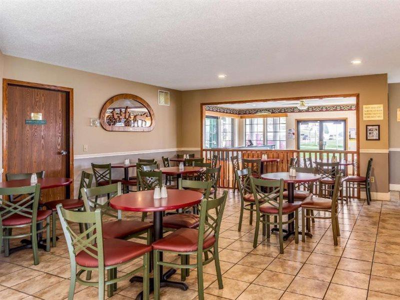 Quality Inn Lakefront Saint Ignace Exteriér fotografie