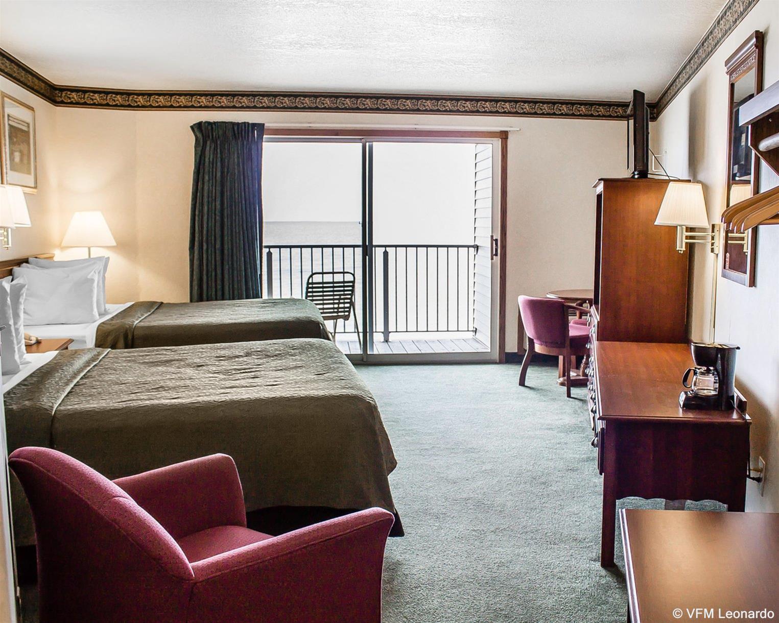 Quality Inn Lakefront Saint Ignace Exteriér fotografie