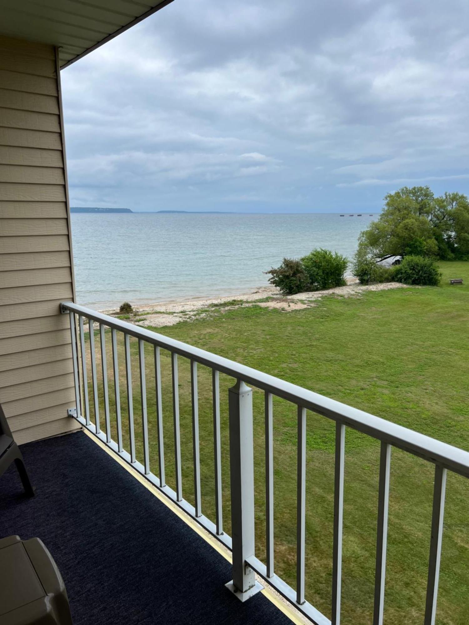 Quality Inn Lakefront Saint Ignace Exteriér fotografie