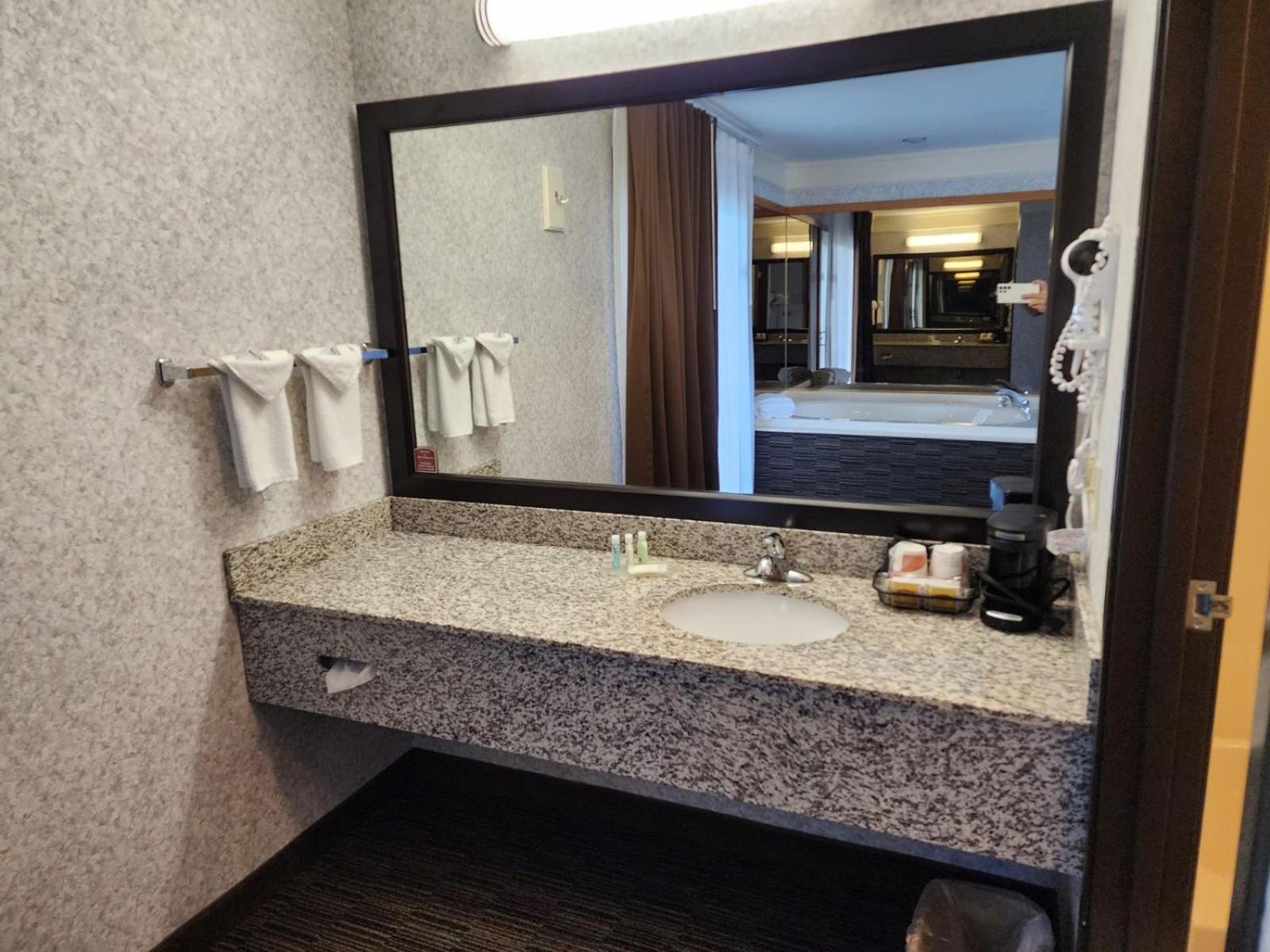 Quality Inn Lakefront Saint Ignace Exteriér fotografie