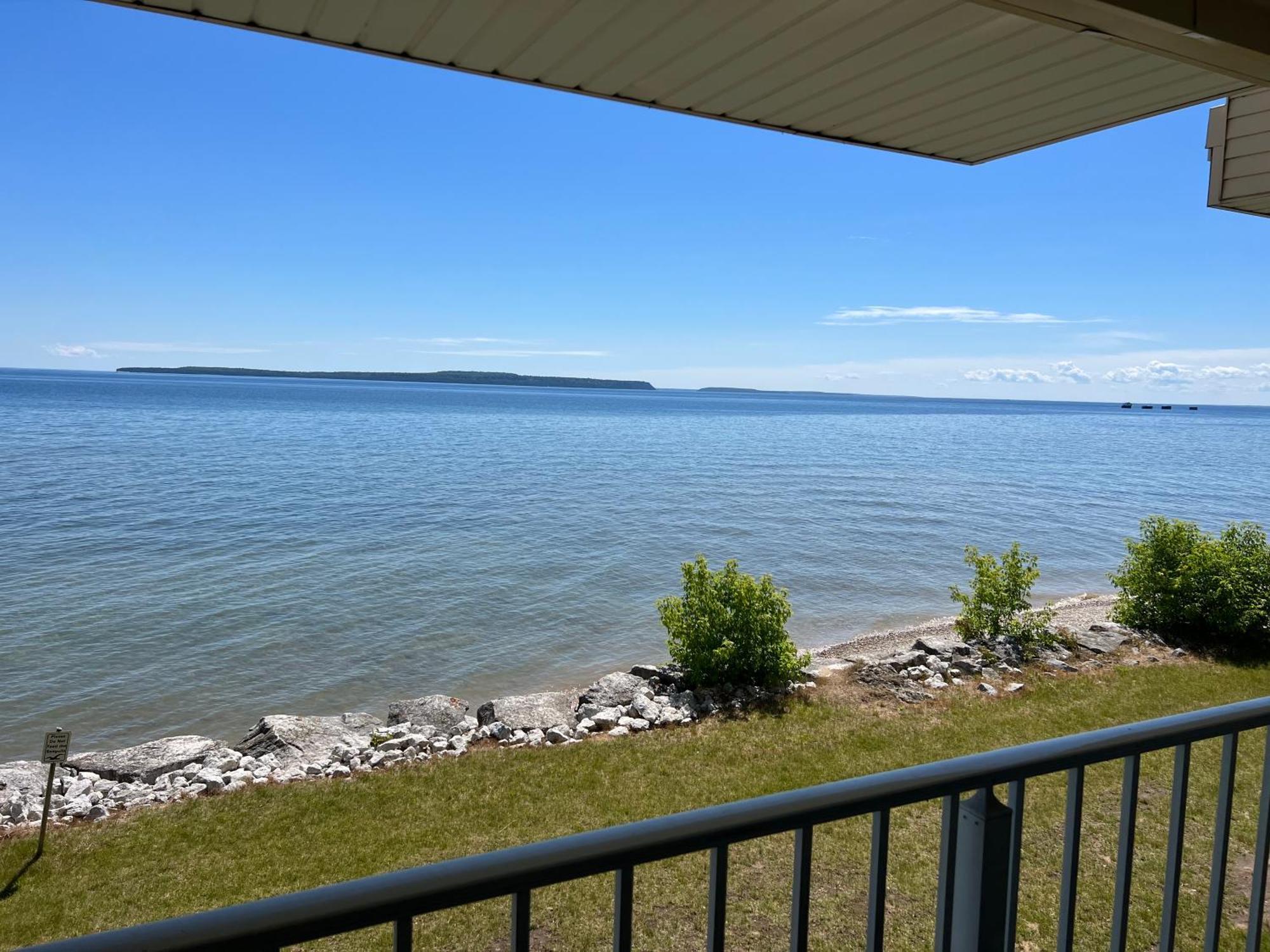 Quality Inn Lakefront Saint Ignace Exteriér fotografie