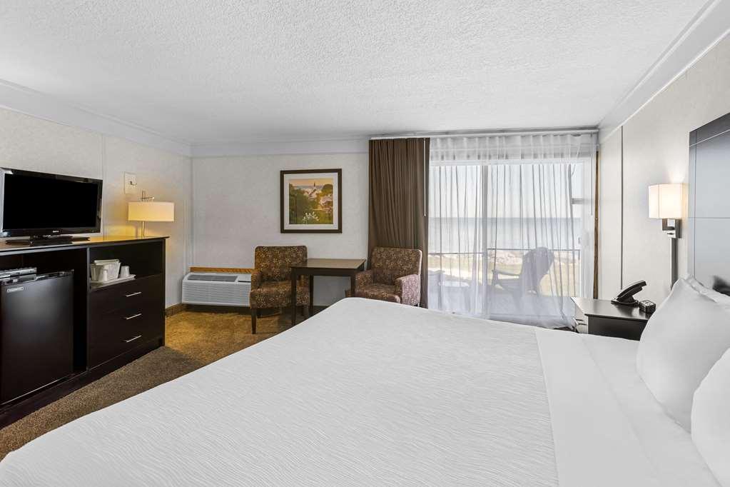 Quality Inn Lakefront Saint Ignace Pokoj fotografie