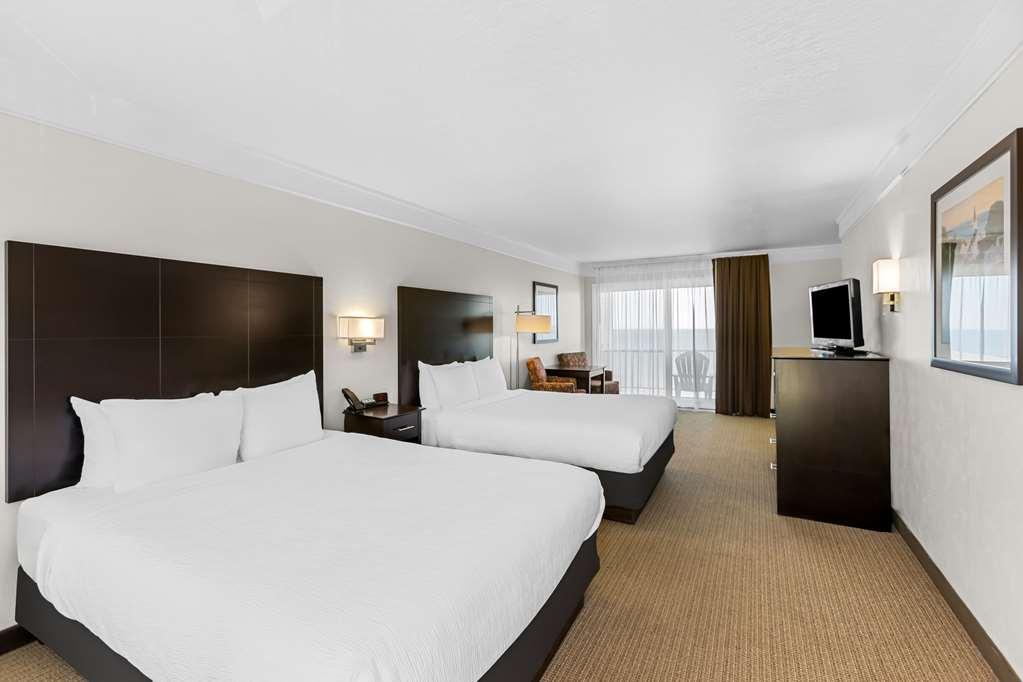 Quality Inn Lakefront Saint Ignace Pokoj fotografie