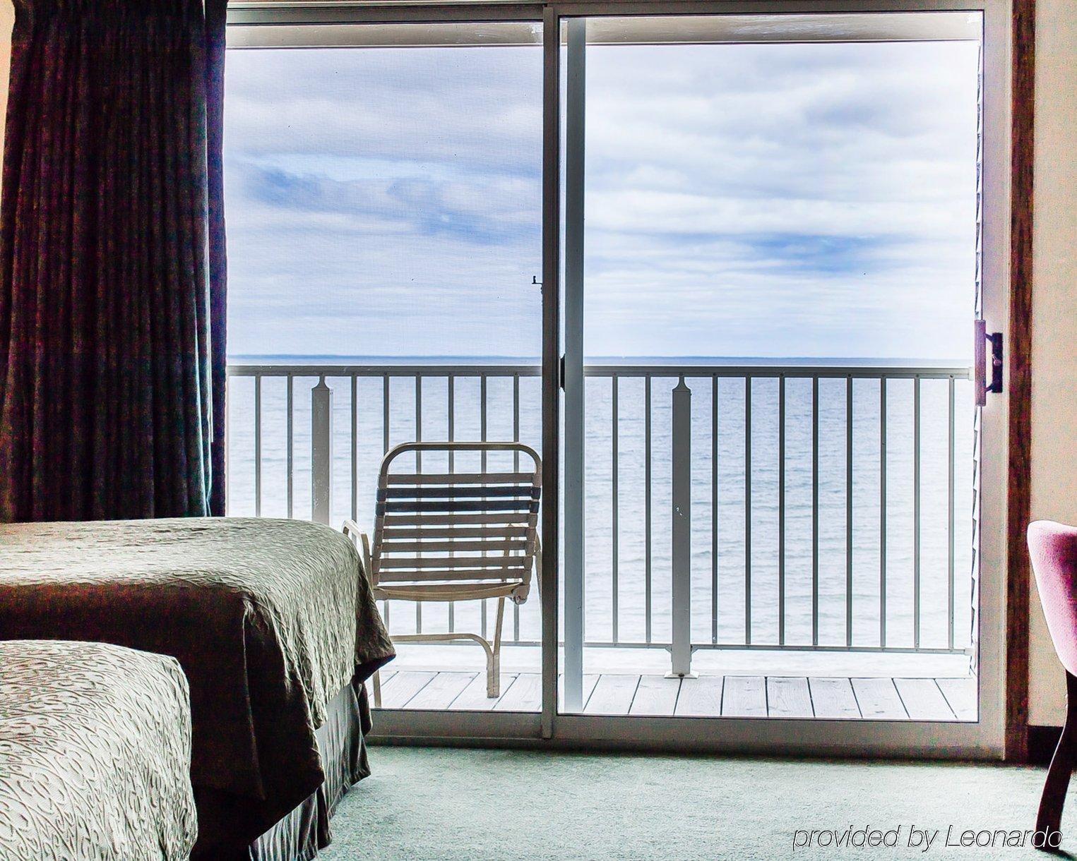 Quality Inn Lakefront Saint Ignace Exteriér fotografie
